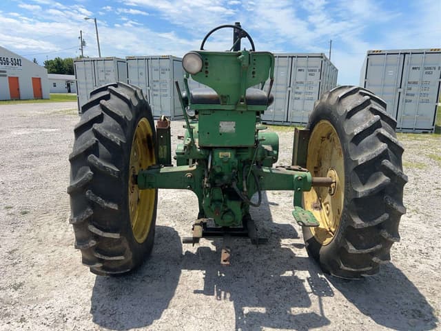 Image of John Deere 60 equipment image 3