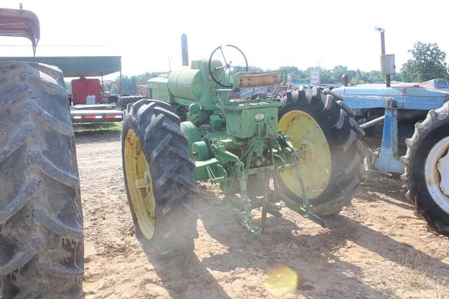 Image of John Deere 60 equipment image 1