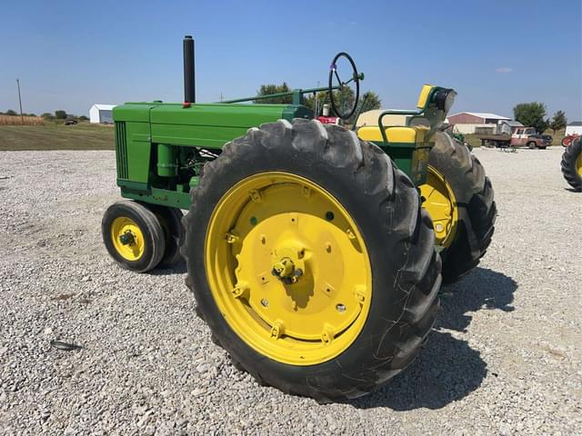 Image of John Deere 60 equipment image 2