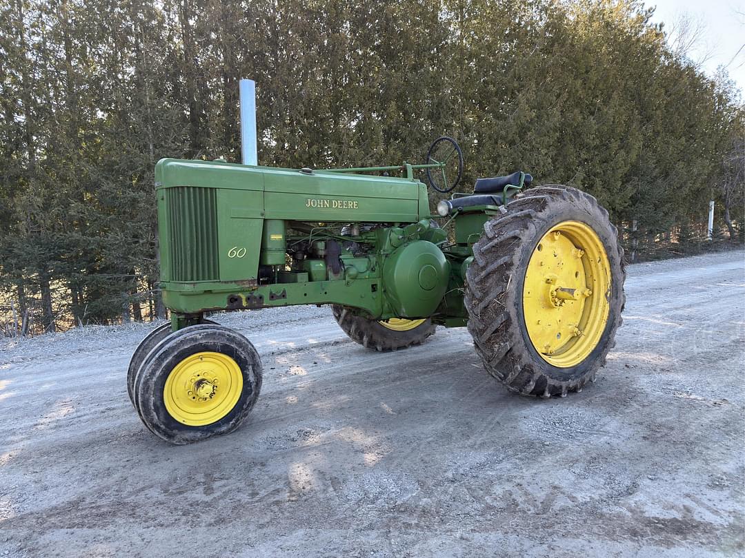 Image of John Deere 60 Primary image