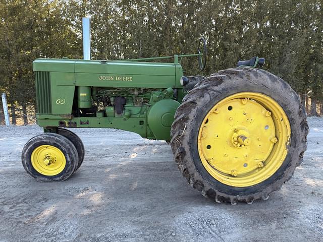 Image of John Deere 60 equipment image 1