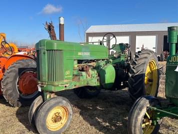Main image John Deere 60