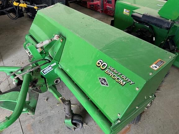 Image of John Deere 60 Heavy Duty Broom equipment image 1