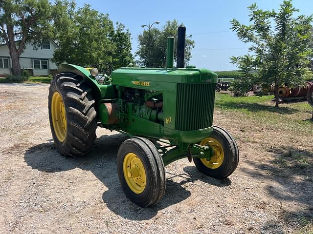 Image of John Deere 60 equipment image 1