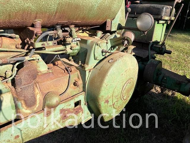 Image of John Deere 60 equipment image 2