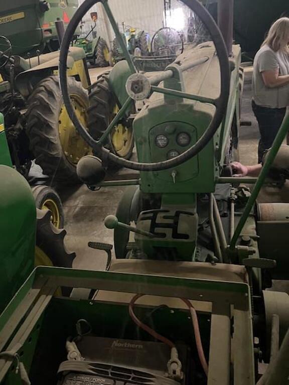 Image of John Deere 60 equipment image 1