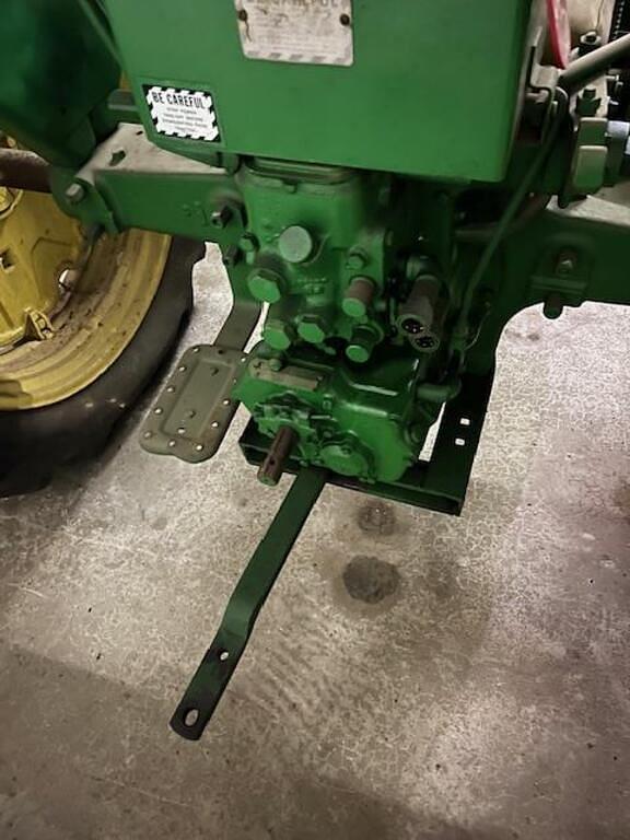 Image of John Deere 60 equipment image 2