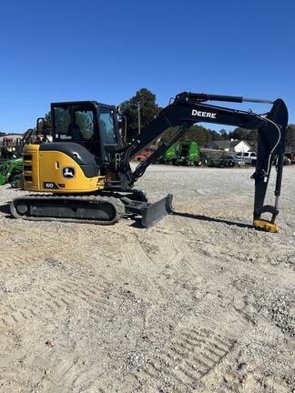 John Deere 60P Equipment Image0