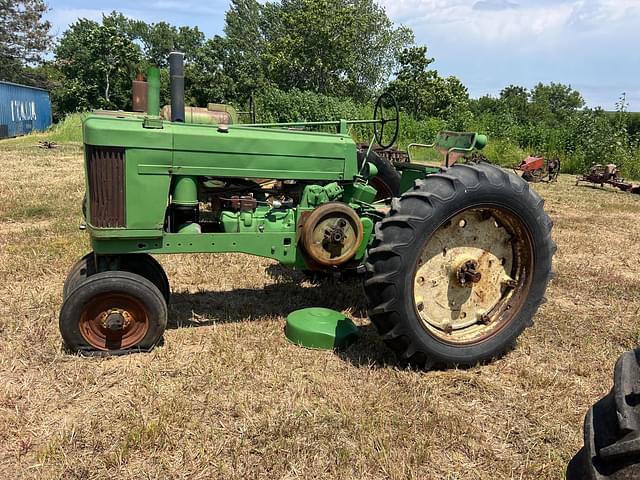 Image of John Deere 60 equipment image 3