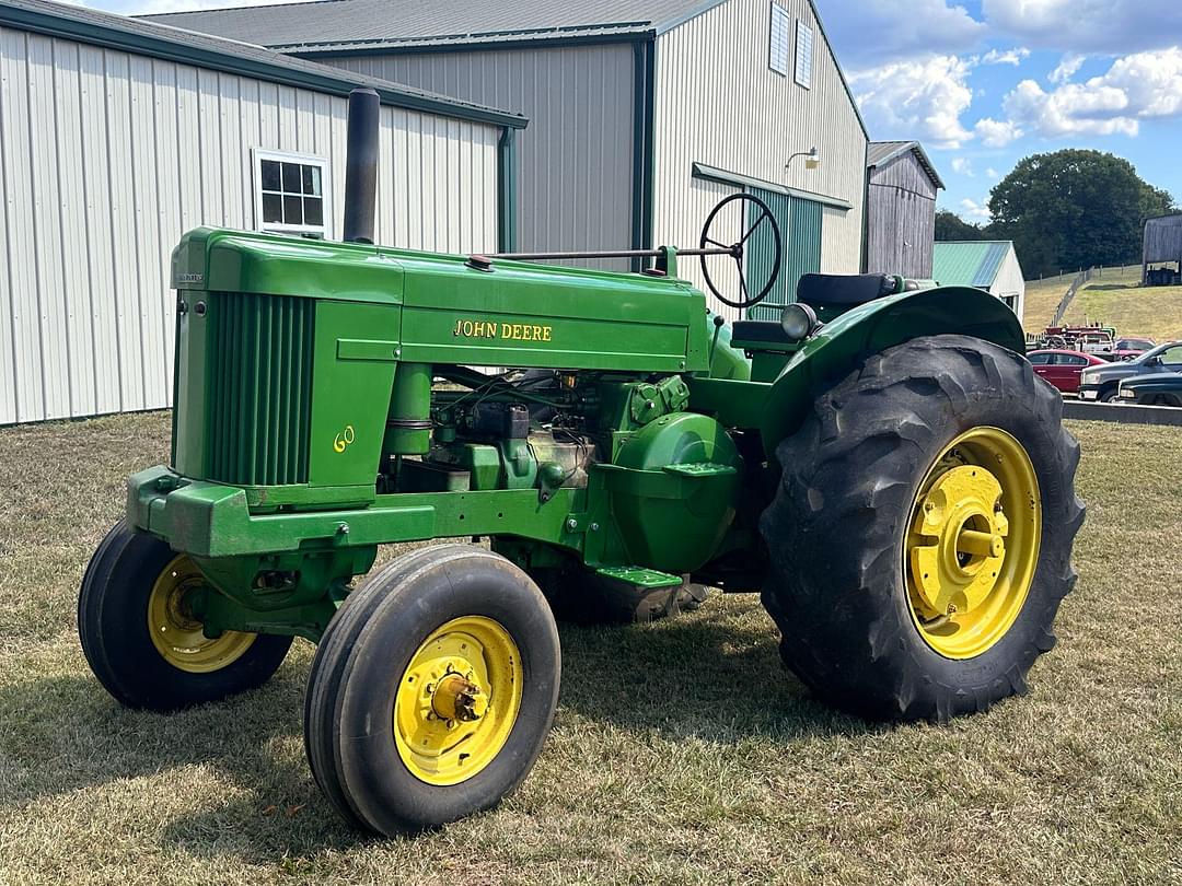 Image of John Deere 60 Primary image