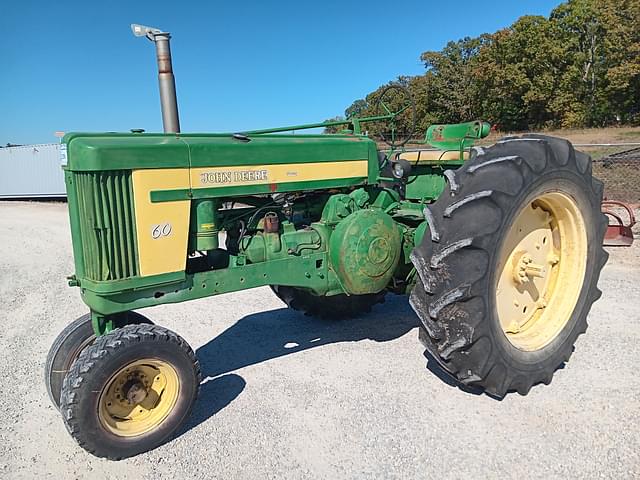 Image of John Deere 60 equipment image 1