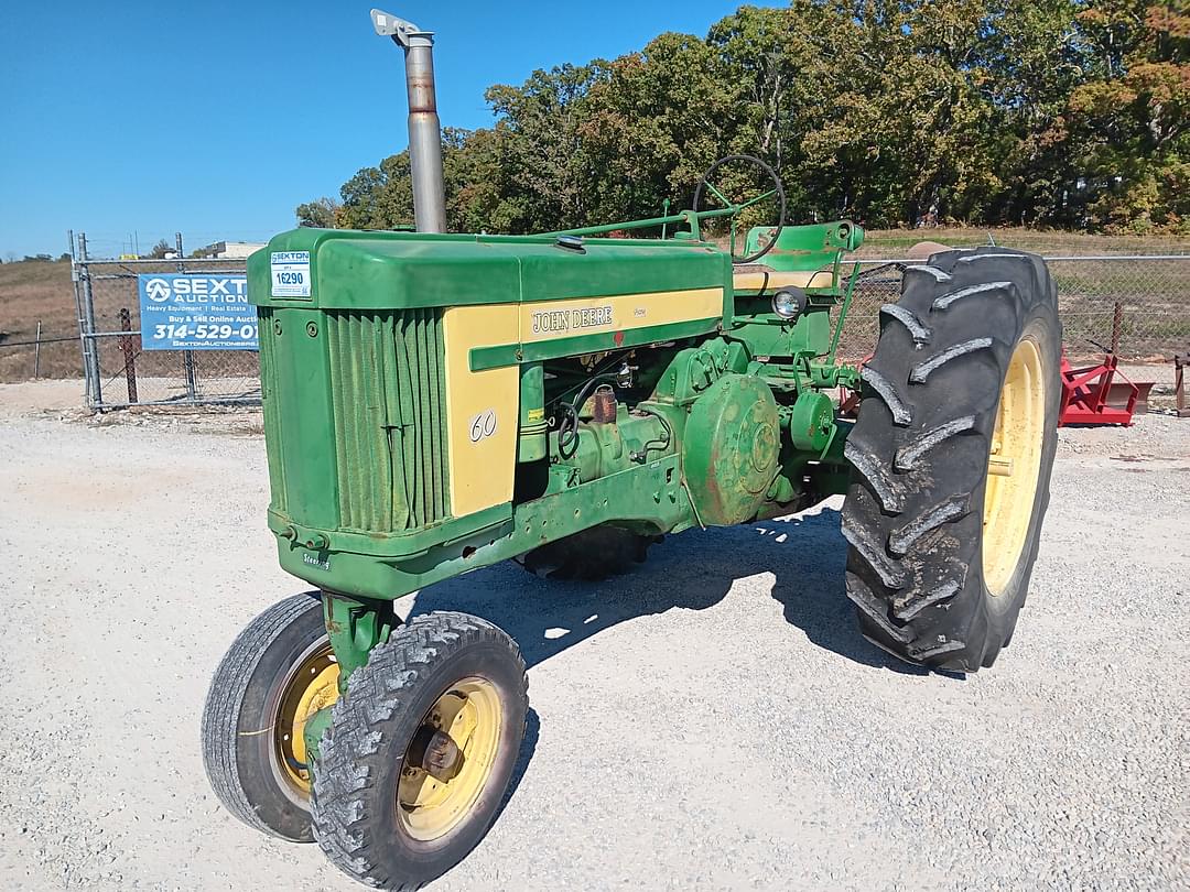 Image of John Deere 60 Primary image