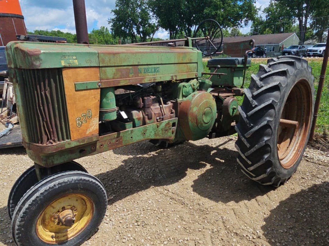 Image of John Deere 620 Primary image