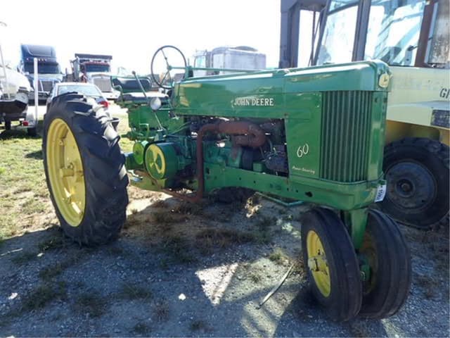 Image of John Deere 60 equipment image 1