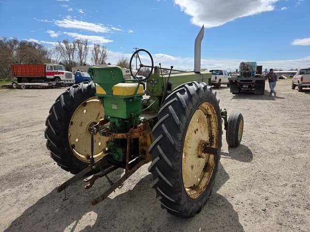 Image of John Deere 60 equipment image 3