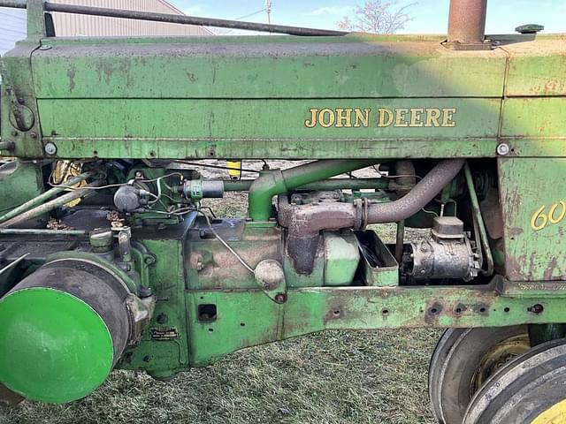 Image of John Deere 60 equipment image 1