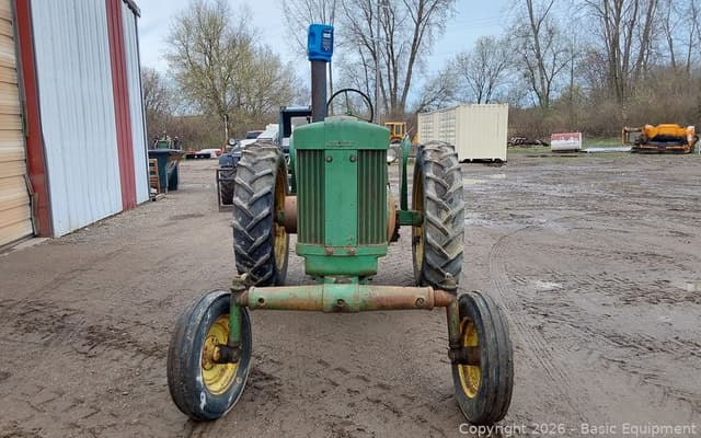Image of John Deere 60 equipment image 2