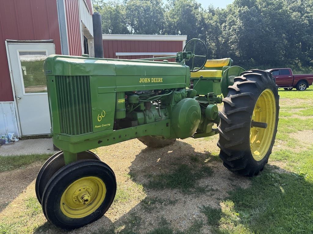 Image of John Deere 60 Primary image