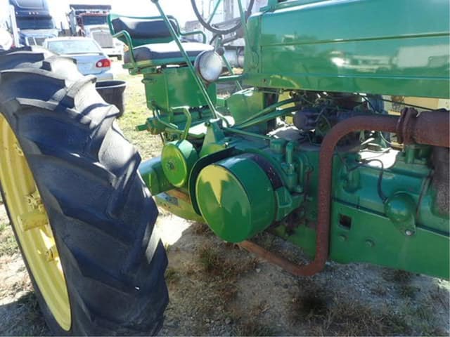 Image of John Deere 60 equipment image 4