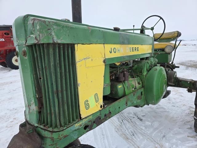 Image of John Deere 60 equipment image 1