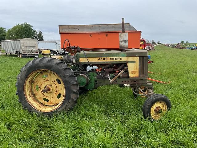 Image of John Deere 60 equipment image 1