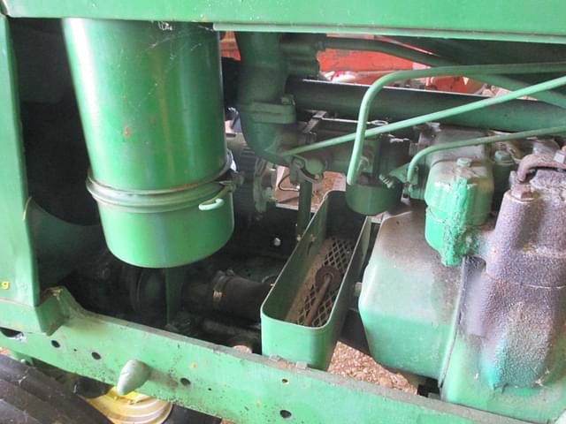 Image of John Deere 60 equipment image 4