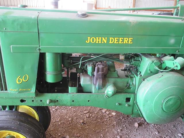 Image of John Deere 60 equipment image 1