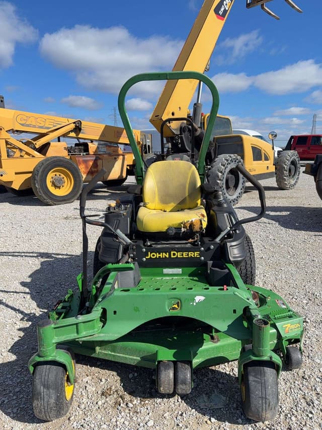 Image of John Deere Z930M equipment image 2