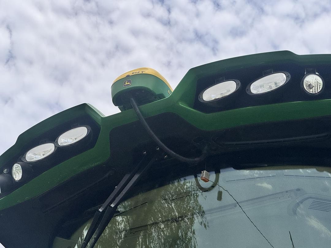 Image of John Deere StarFire 6000 Image 0