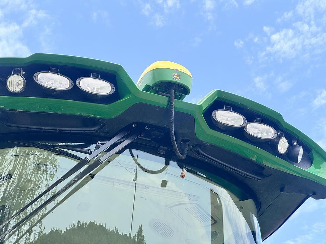 Image of John Deere StarFire 6000 Image 1