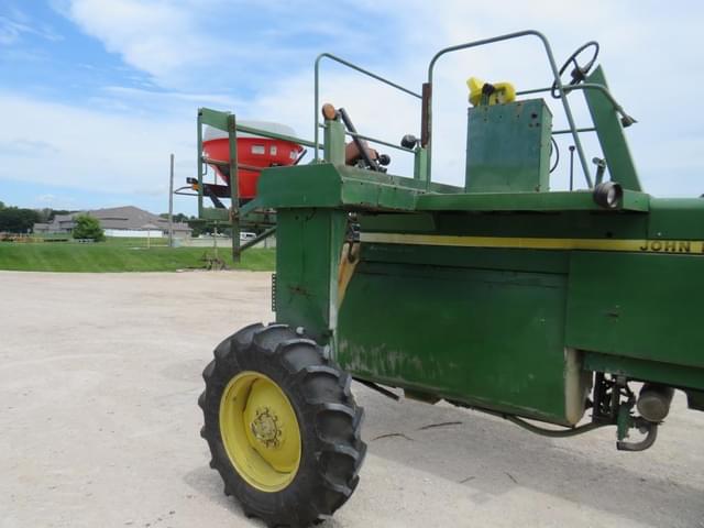 Image of John Deere 6000 equipment image 1