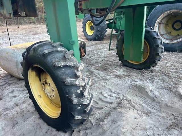 Image of John Deere 6000 equipment image 3