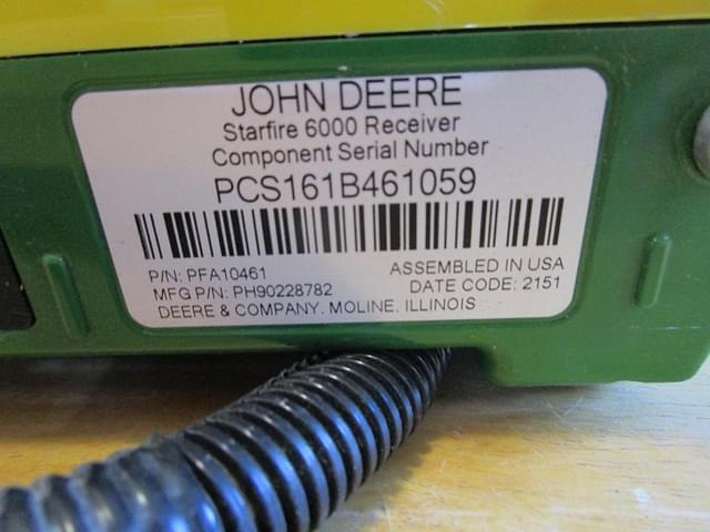 Image of John Deere StarFire 6000 equipment image 2