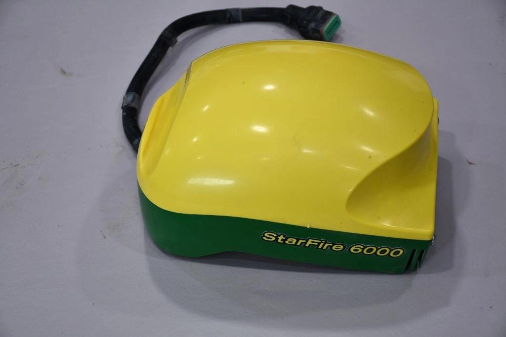 John Deere StarFire 6000 Equipment Image0