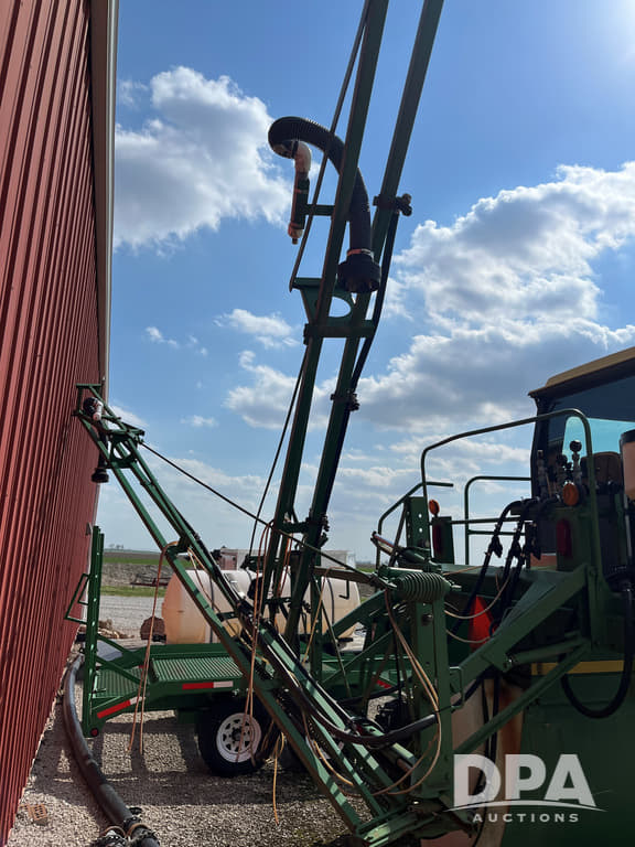 Image of John Deere 6000 equipment image 4