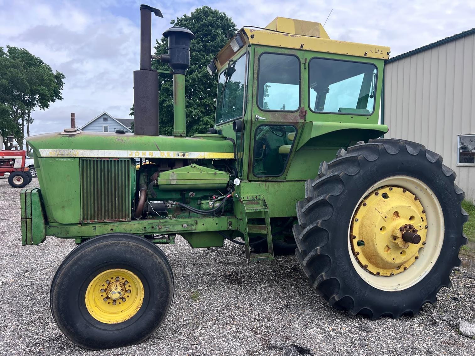 John Deere 6030 Equipment Image0