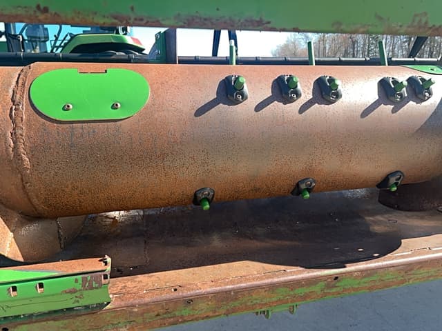 Image of John Deere 630F equipment image 4