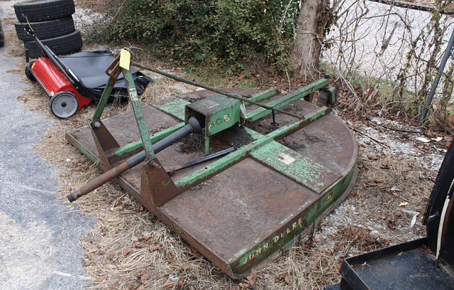 Image of John Deere 606 equipment image 2