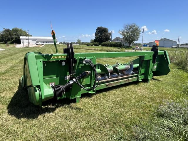 Image of John Deere 606C equipment image 2