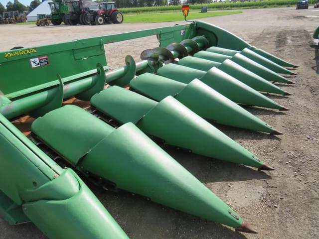Image of John Deere 608C equipment image 1