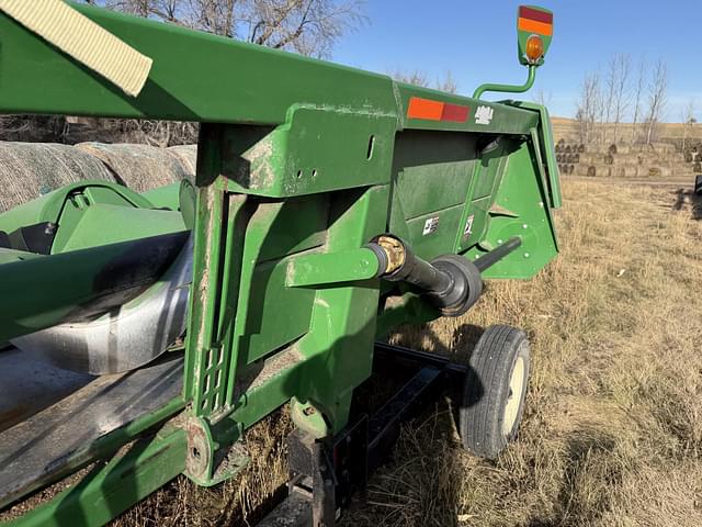 Image of John Deere 608C equipment image 4