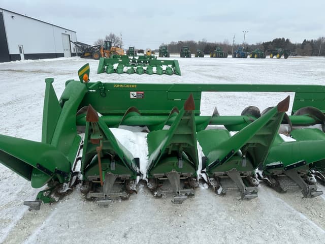 Image of John Deere 608C equipment image 4