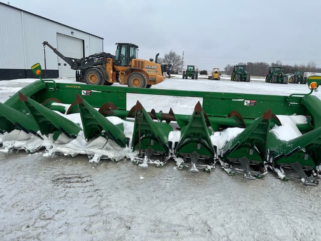 Image of John Deere 608C equipment image 3