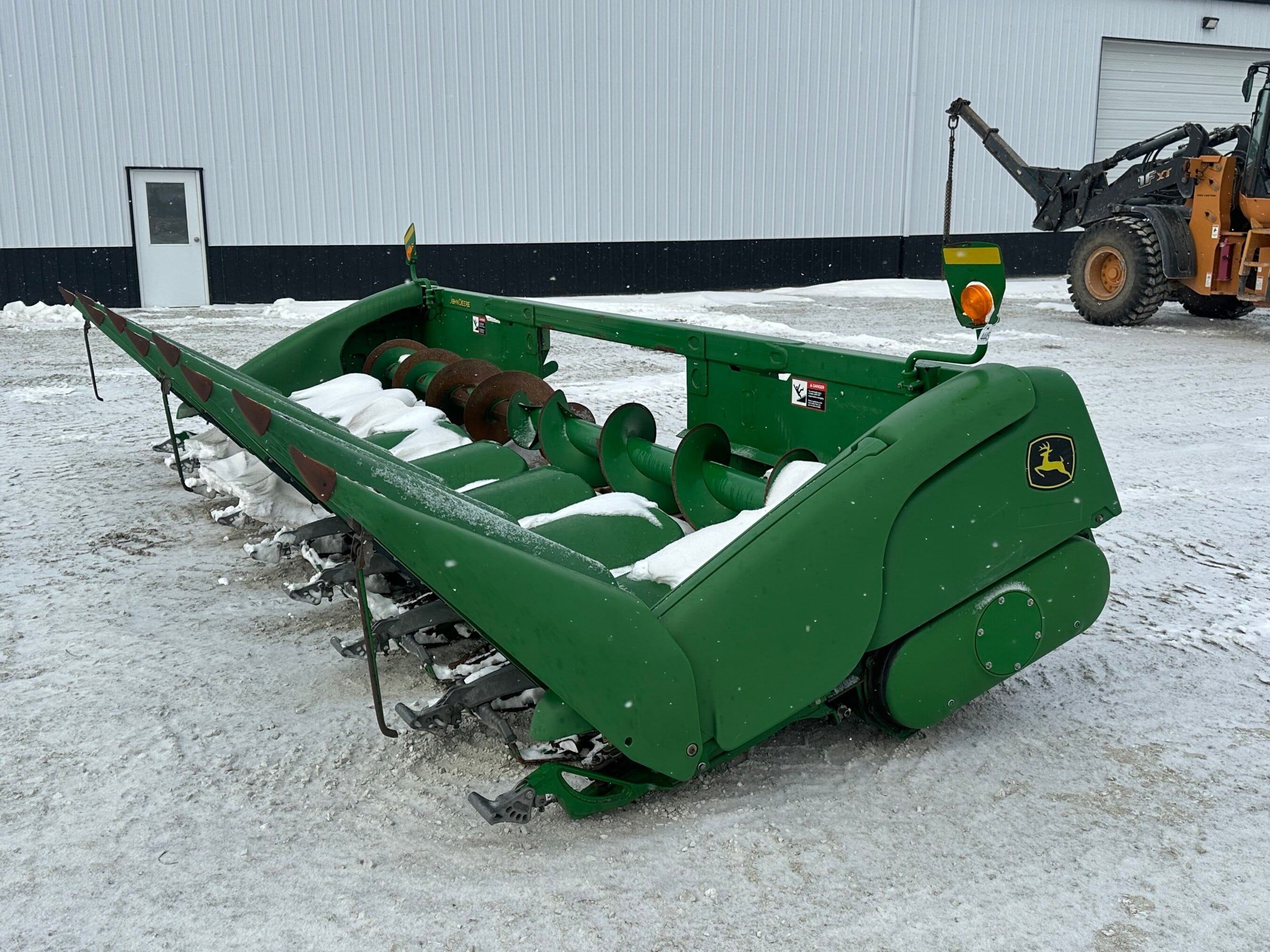 2013 John Deere 608C Equipment Image0