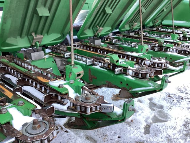 Image of John Deere 608C equipment image 4