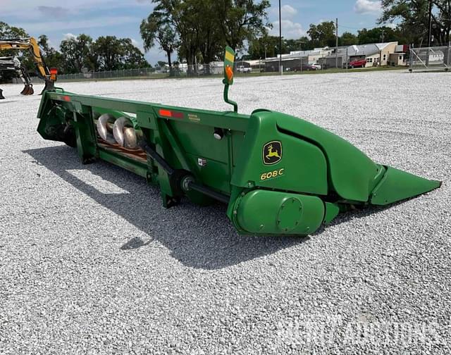 Image of John Deere 608C equipment image 4