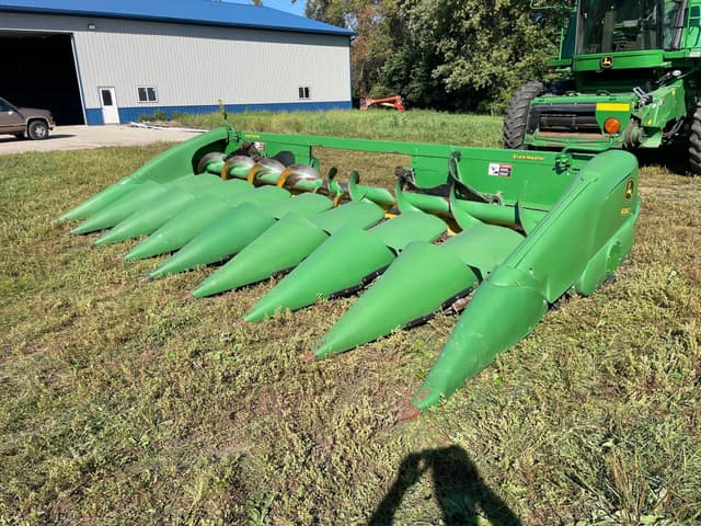 Image of John Deere 608C equipment image 1