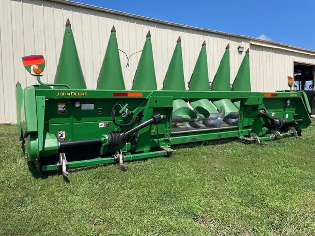 Image of John Deere 608C equipment image 3