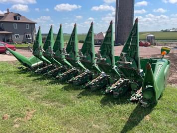 Main image John Deere 608C