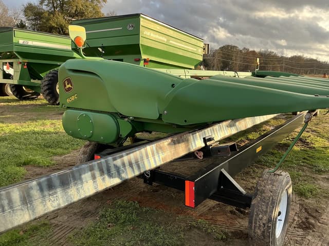 Image of John Deere 608C equipment image 2